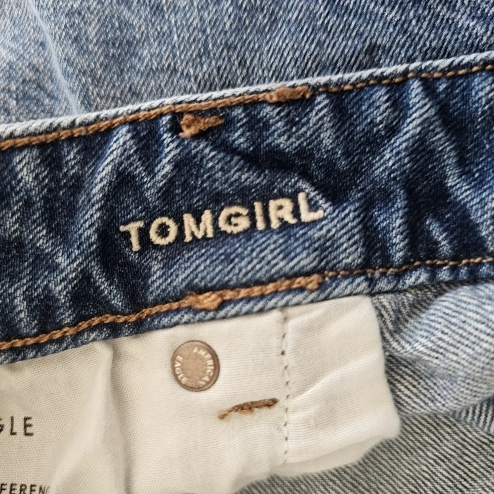 AEO Tomgirl Buttonfly Jeans - 18 short